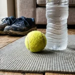 O pulsație în călcâi după o plimbare lungă ascunde o simplă oboseală și este ușor de ameliorat printr-o metodă casnică o-pulsatie-in-calcai-dupa-o-plimbare-lunga-ascunde-o.webp.webp